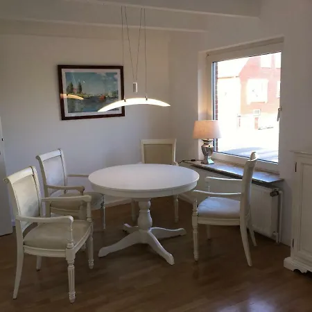 Holiday home Ferienhaus Spatzenburg